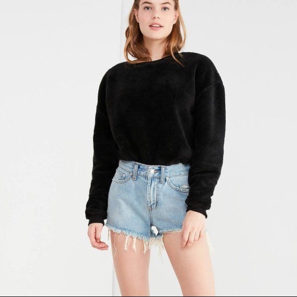 BDG High Rise Girlfriend Shorts (29) - Picture 2 of 10